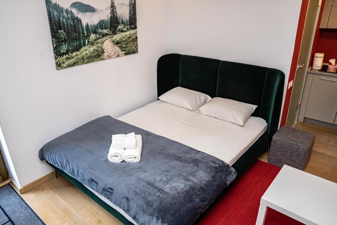 Studio 14 Brasov Bagian luar foto